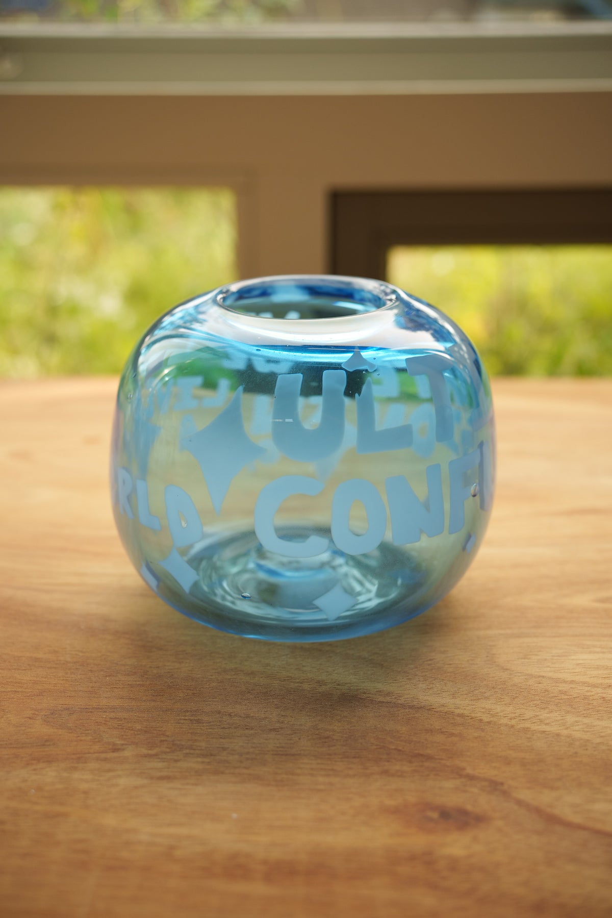 ultimate confusion vase