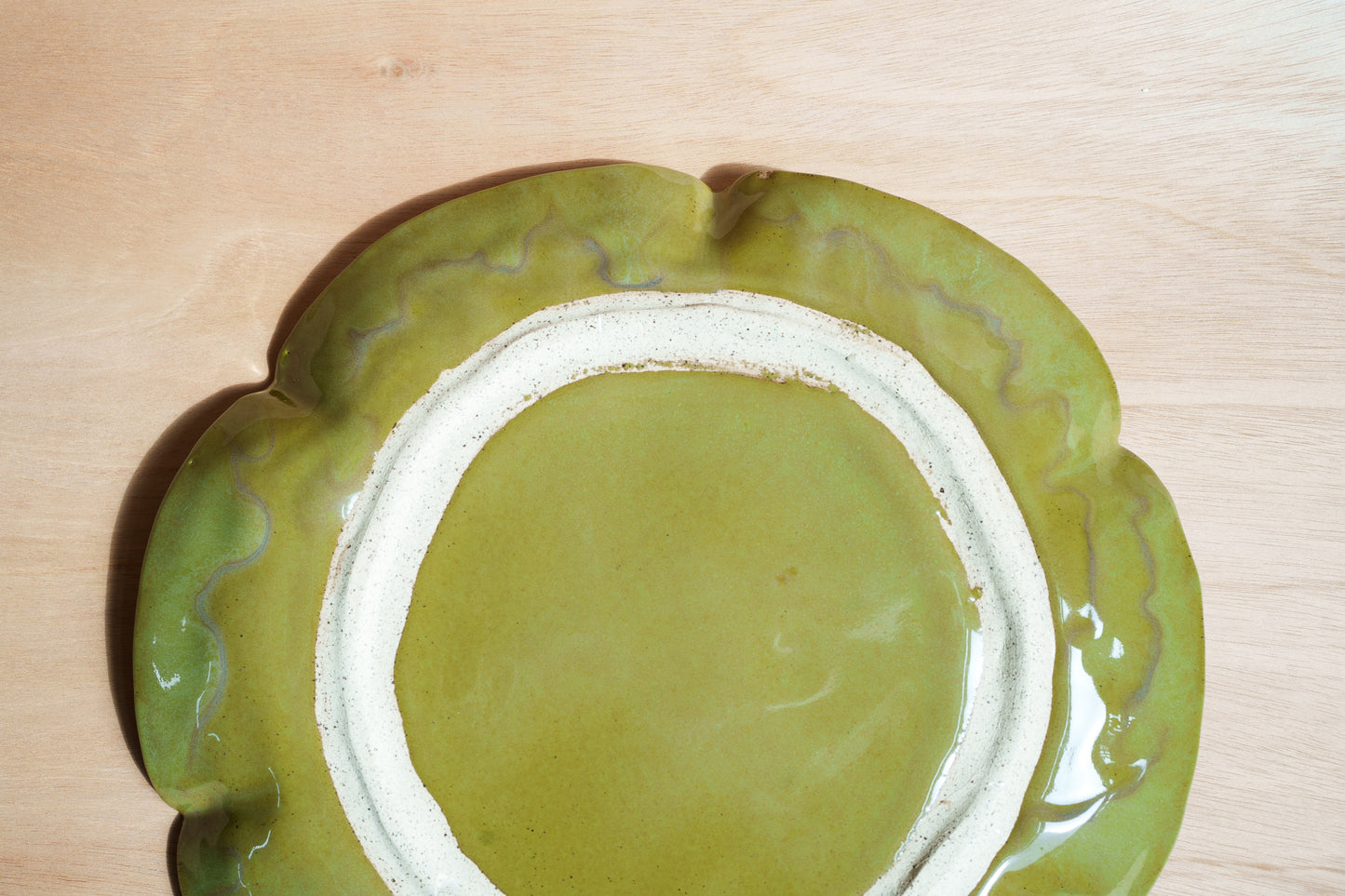 spring fields dinner plate