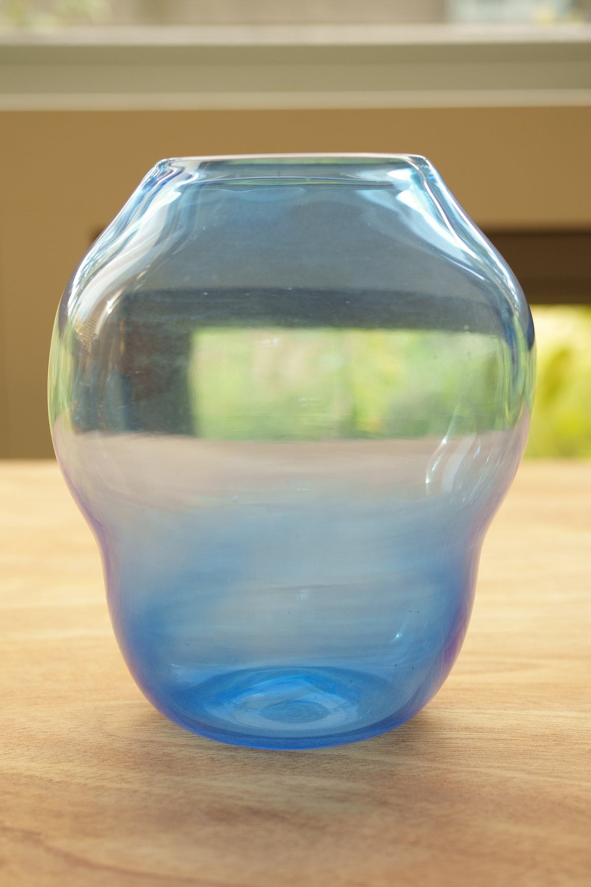 man-o-war vase